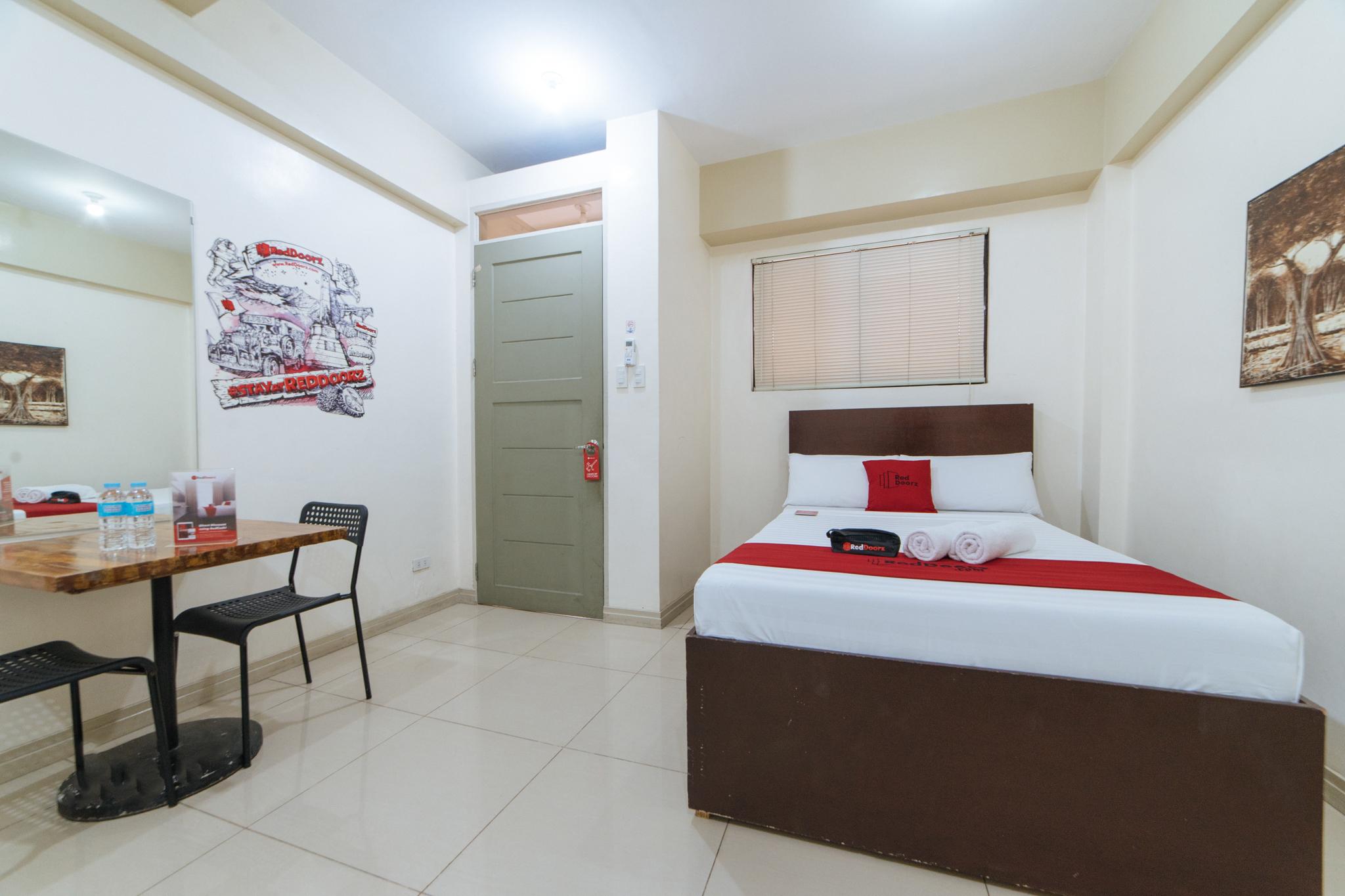 Reddoorz Near Pasay Taft Hotel Exterior photo