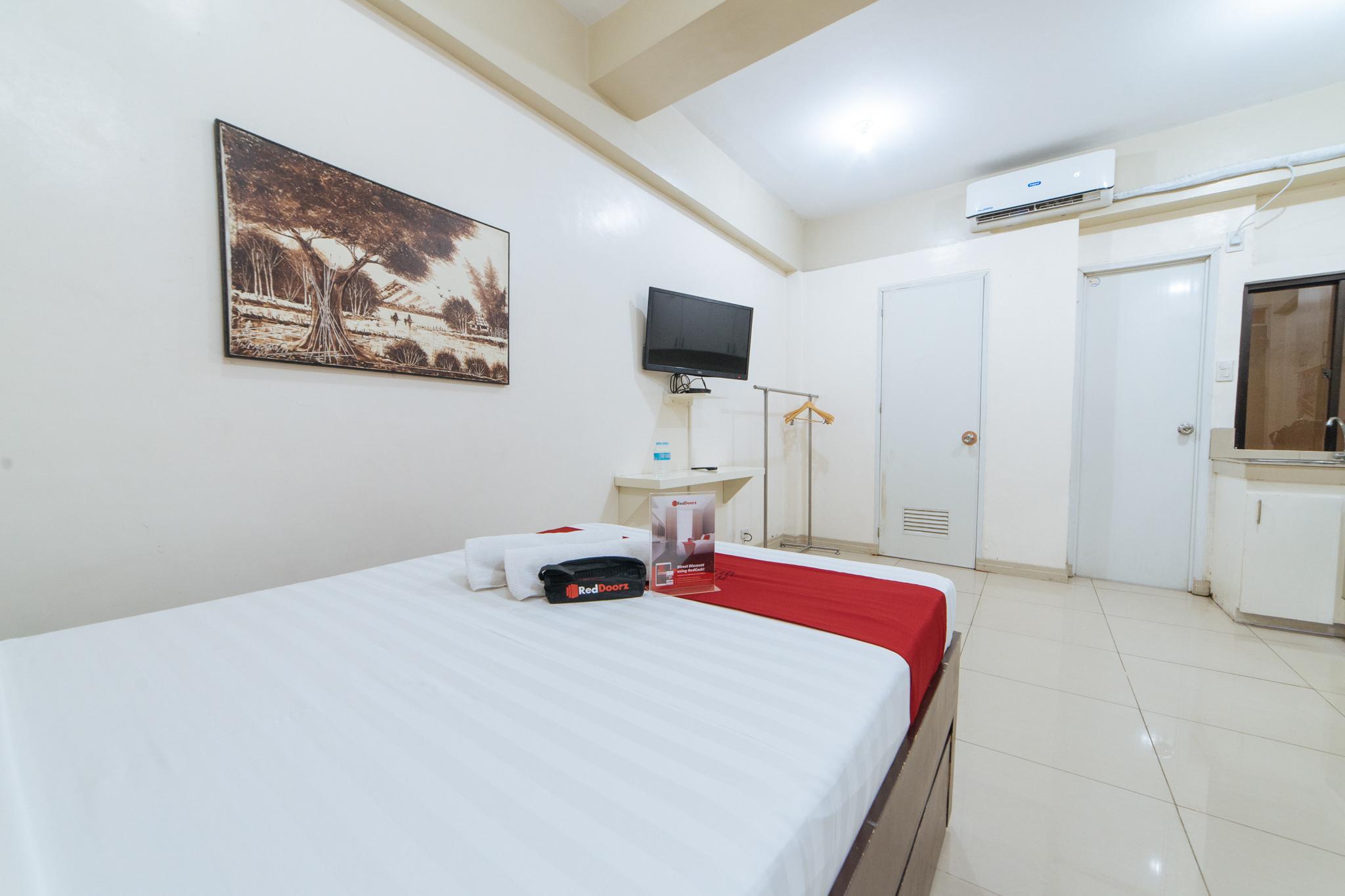 Reddoorz Near Pasay Taft Hotel Exterior photo