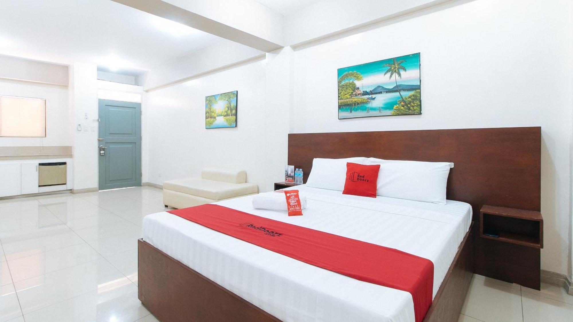Reddoorz Near Pasay Taft Hotel Exterior photo