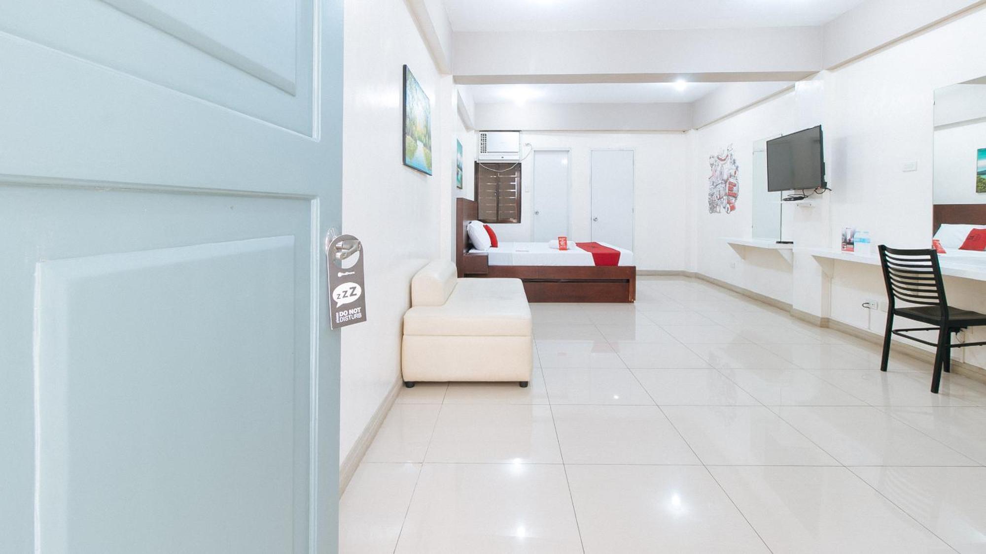 Reddoorz Near Pasay Taft Hotel Exterior photo