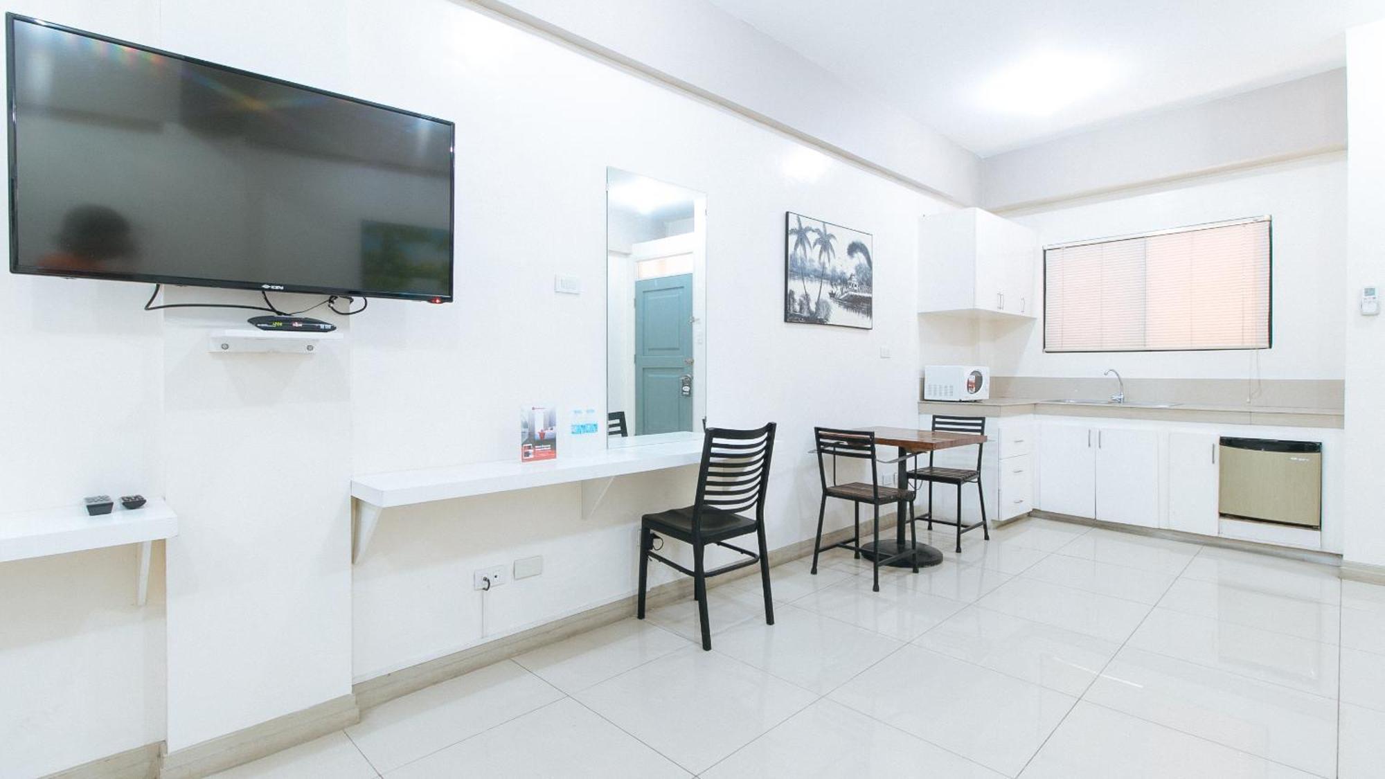 Reddoorz Near Pasay Taft Hotel Exterior photo