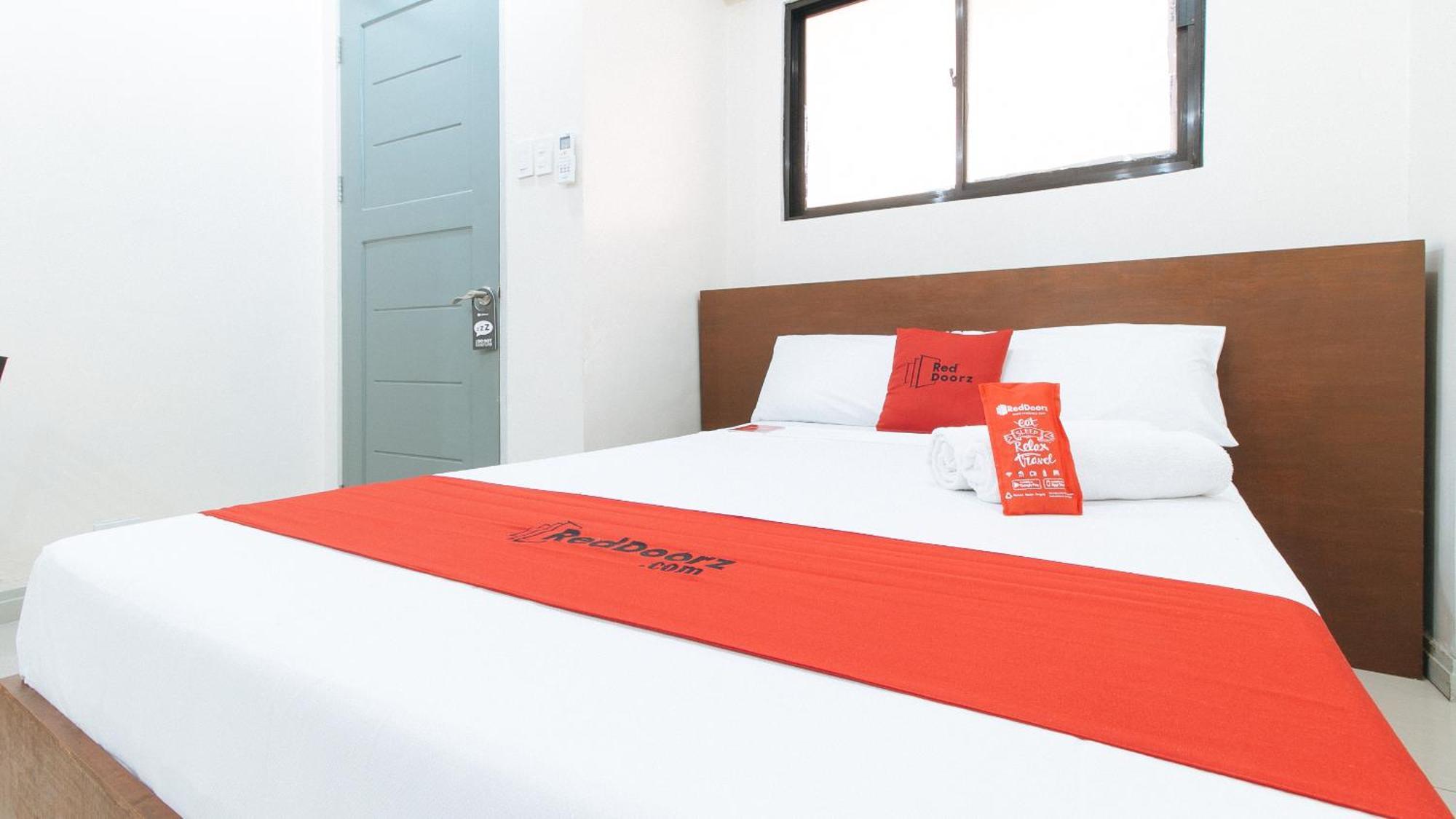 Reddoorz Near Pasay Taft Hotel Exterior photo