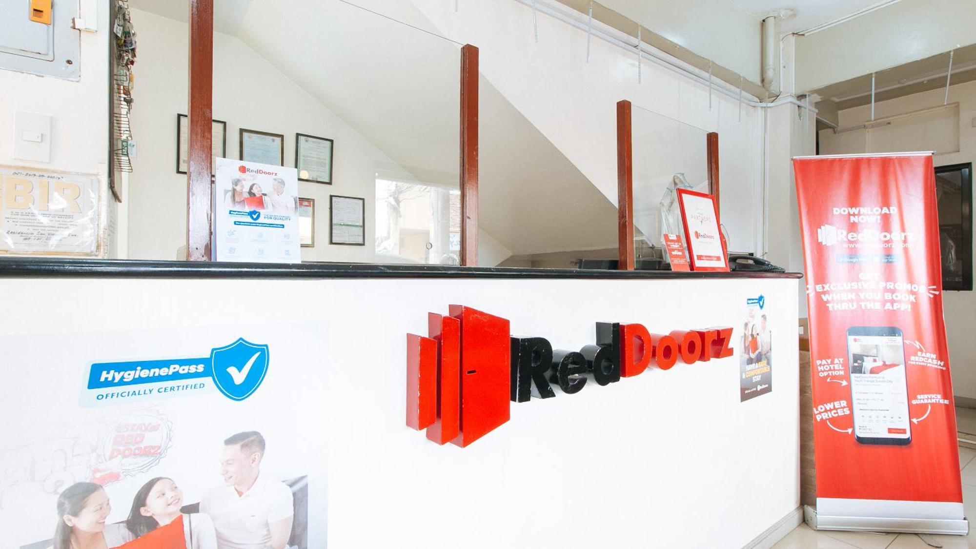 Reddoorz Near Pasay Taft Hotel Exterior photo