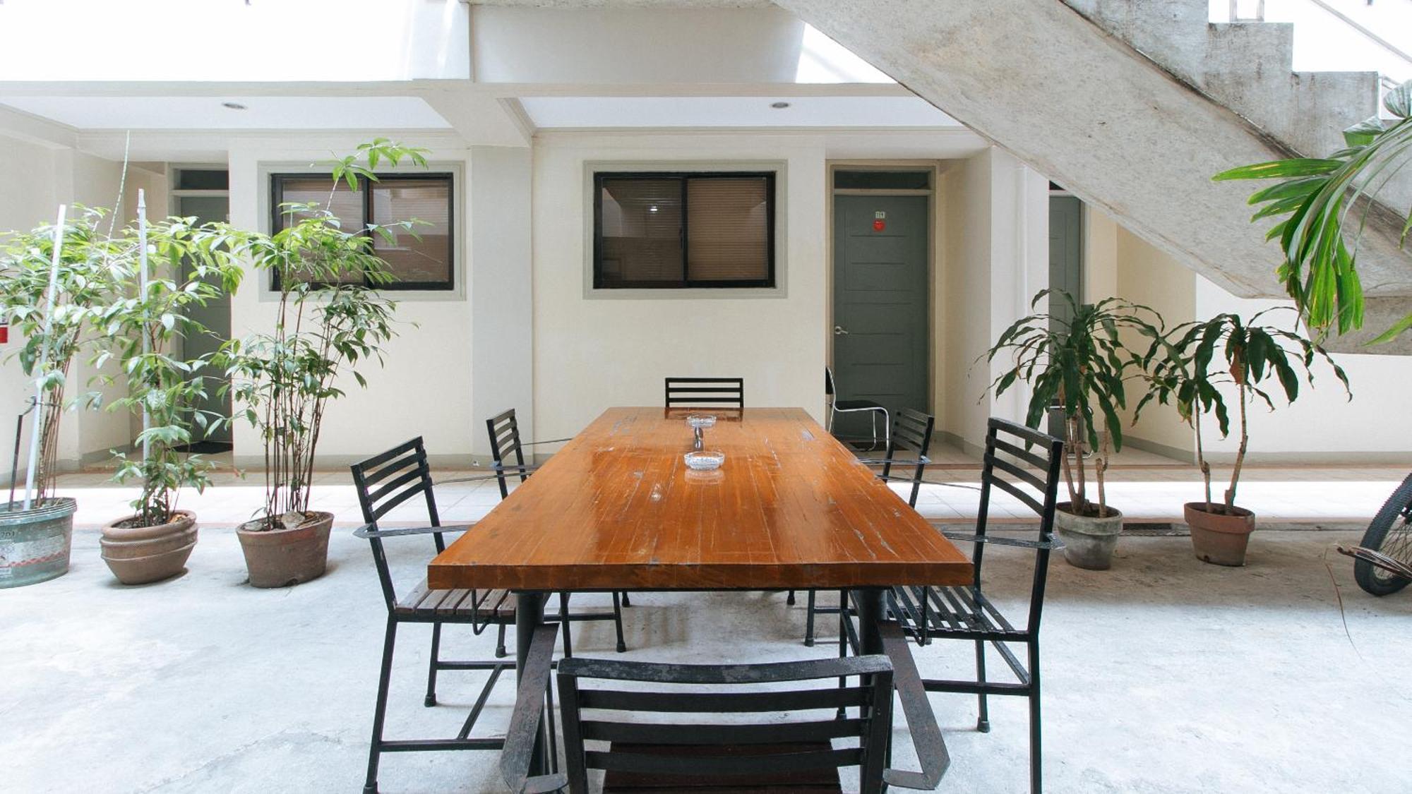 Reddoorz Near Pasay Taft Hotel Exterior photo