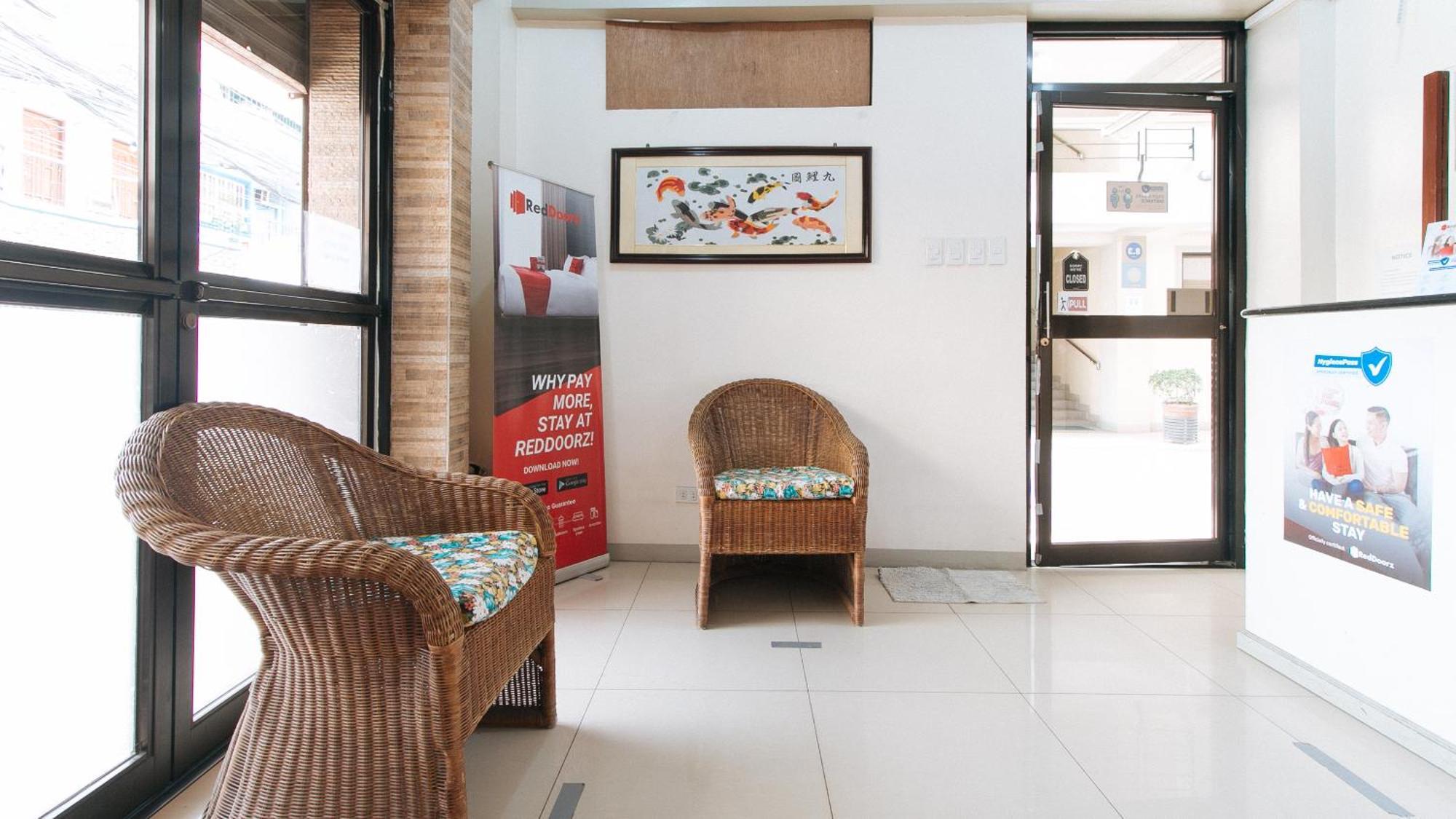Reddoorz Near Pasay Taft Hotel Exterior photo