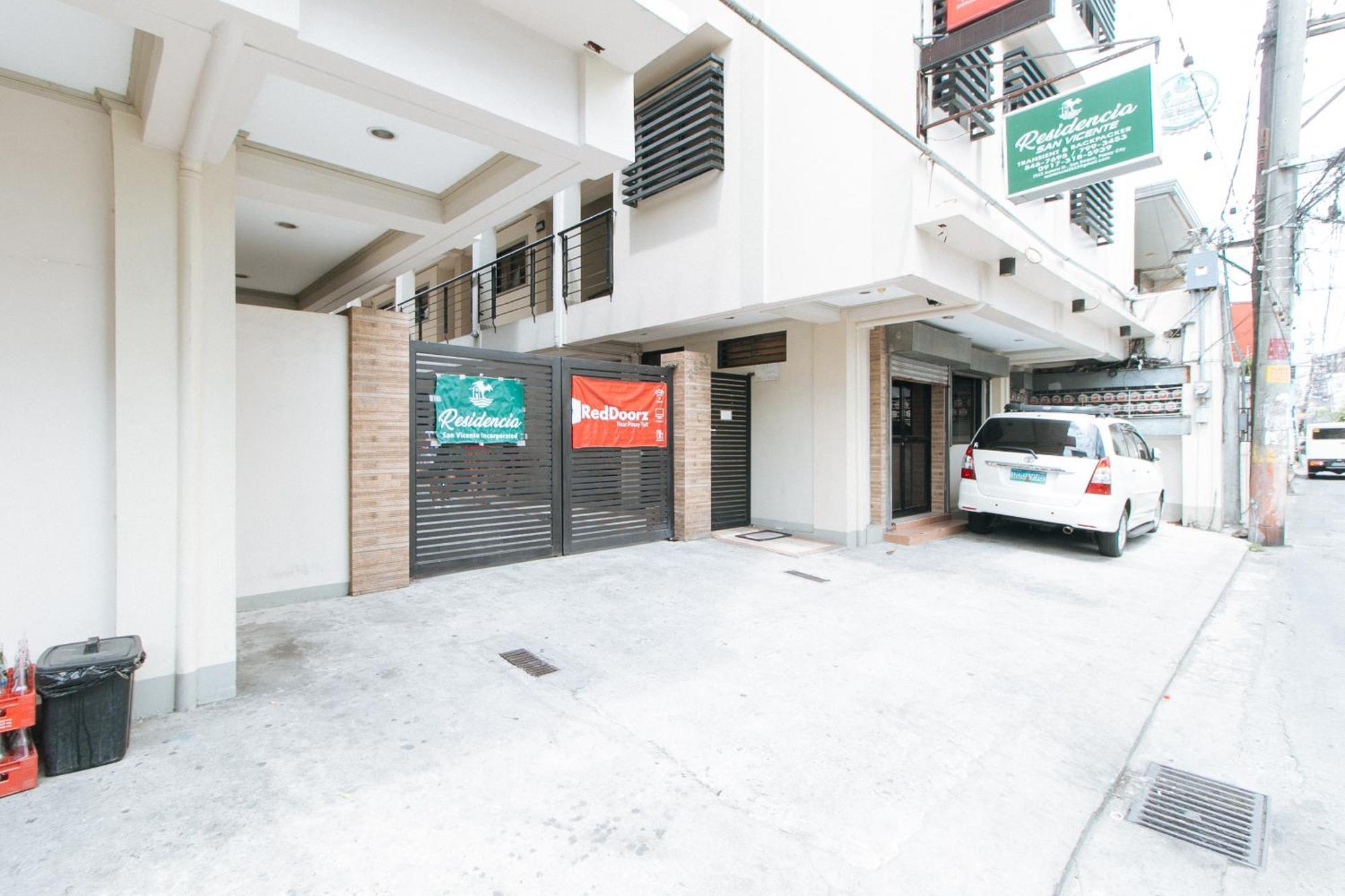 Reddoorz Near Pasay Taft Hotel Exterior photo