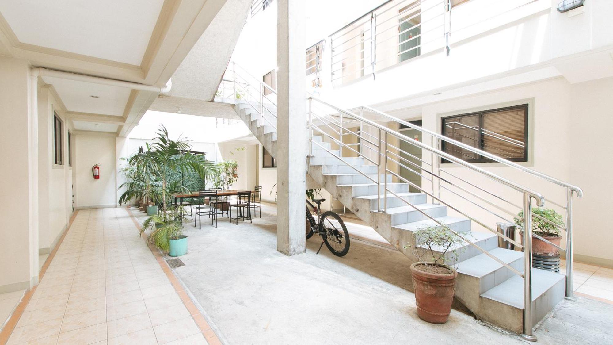 Reddoorz Near Pasay Taft Hotel Exterior photo